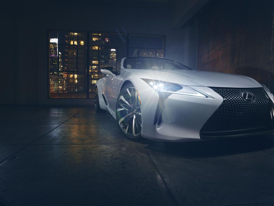  Lexus LC Convertible Concept 2019 года  (фото 10 из 13)